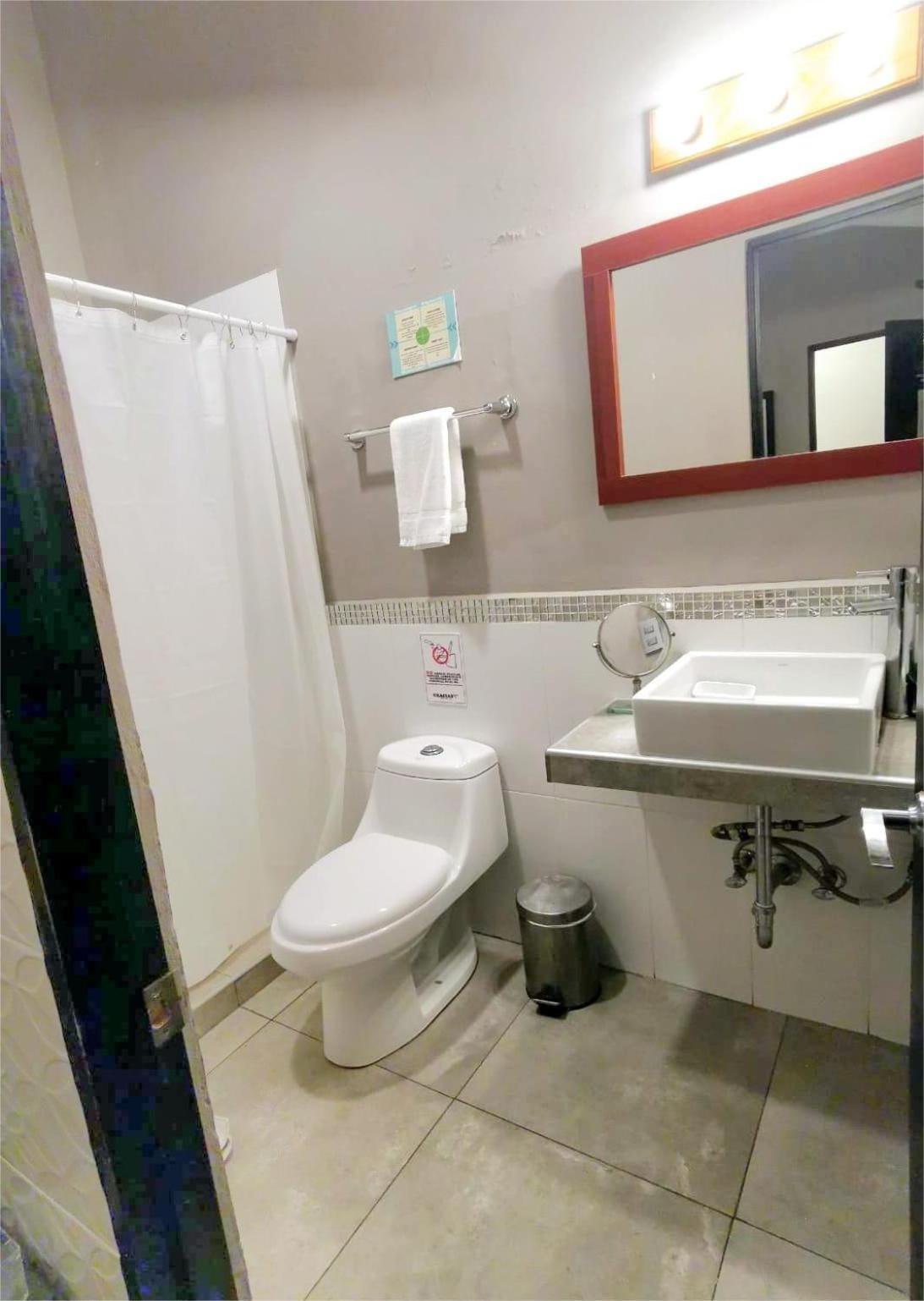 Hotel Boutique Valverde Santa Elena سان سلفادور المظهر الخارجي الصورة